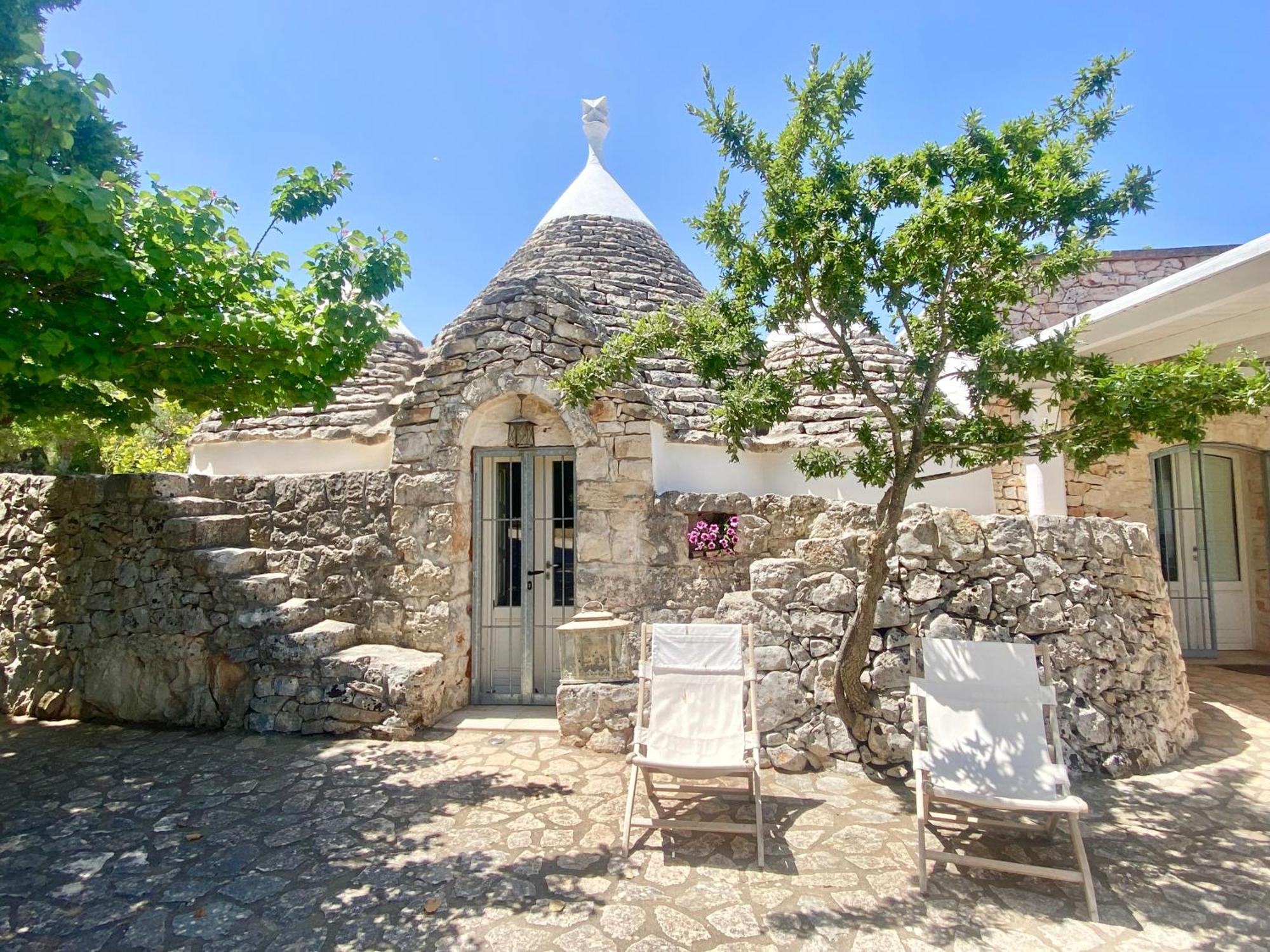 Maison Trullo เชจลีเมสซาปิกา ภายนอก รูปภาพ